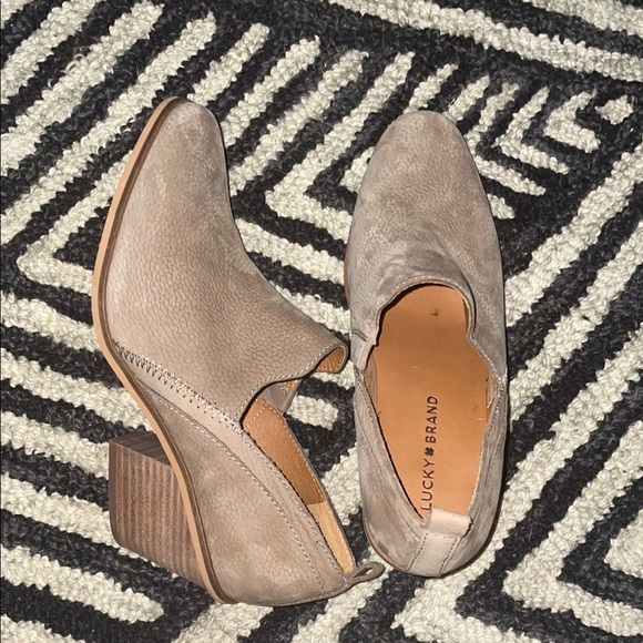 Lucky Brand Taupe Leather Mules - Picture 2 of 6